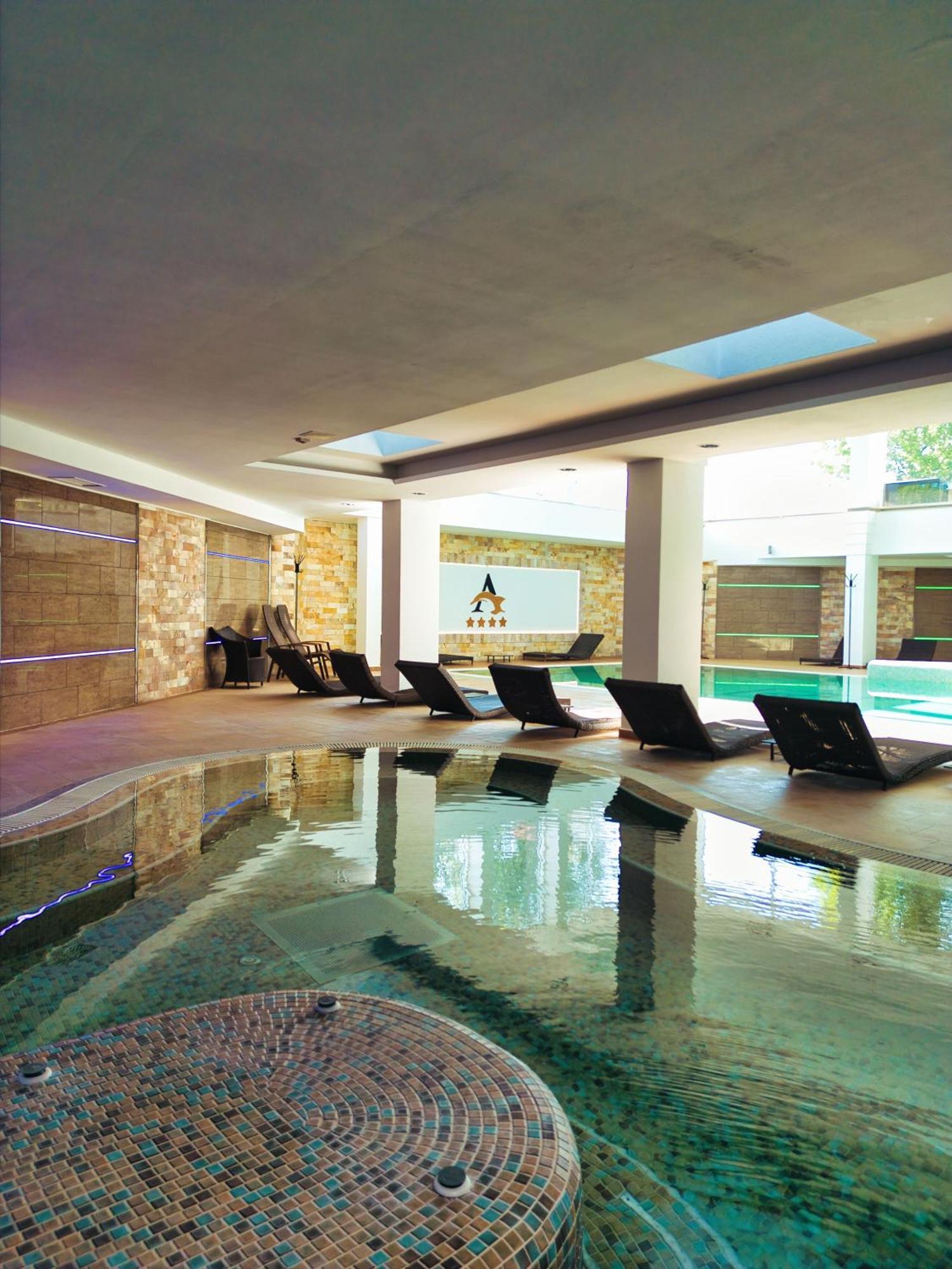 Hotel Atlantis Wellness & Conference Hajdúszoboszló Εξωτερικό φωτογραφία