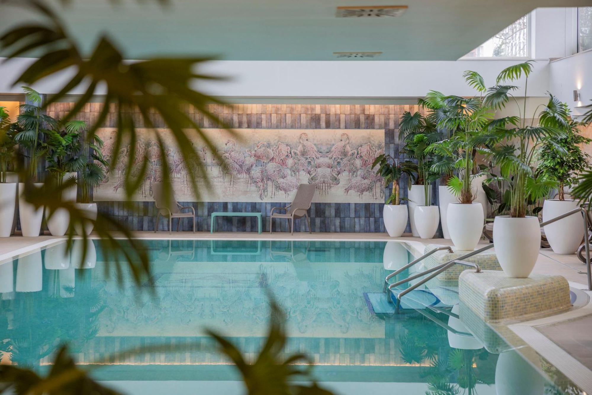 Hotel Atlantis Wellness & Conference Hajdúszoboszló Εξωτερικό φωτογραφία